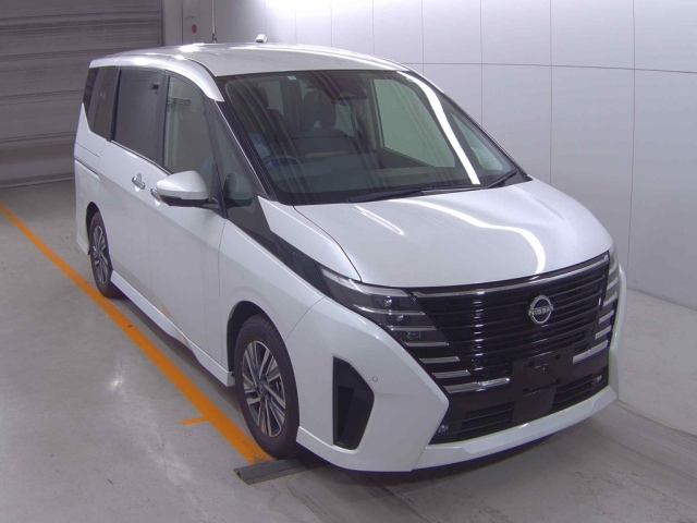 NISSAN SERENA 2023