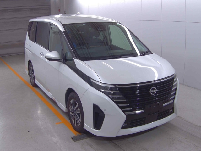 NISSAN SERENA 2023