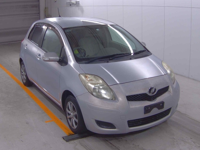 TOYOTA VITZ 2008