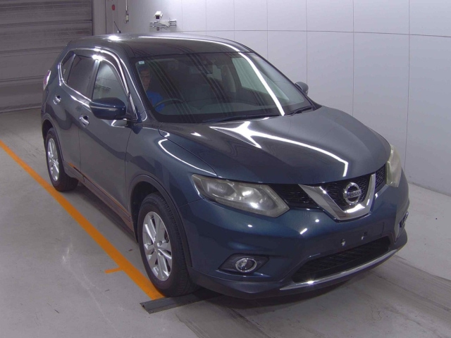 NISSAN X-TRAIL 2015