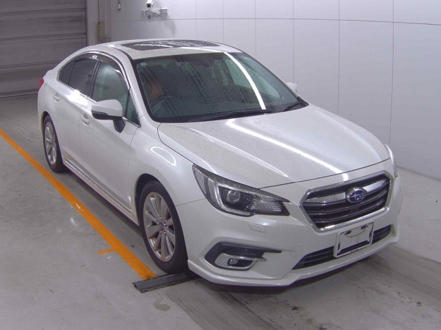 SUBARU LEGACY B4 2017