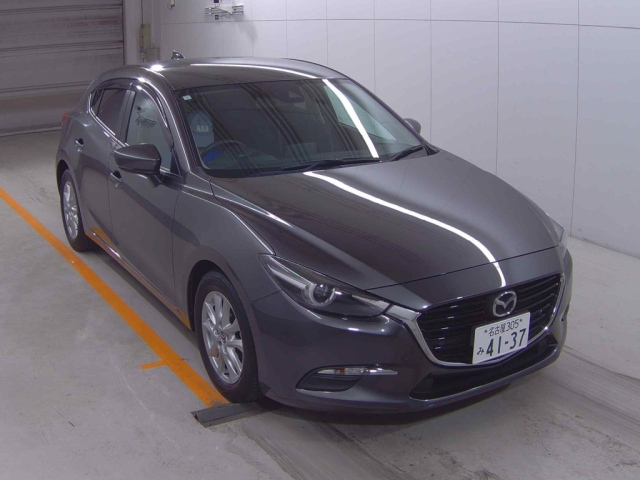 MAZDA AXELA 2017