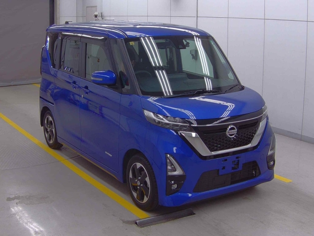 NISSAN ROOX 2020