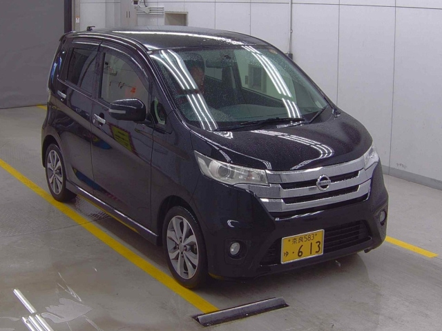 NISSAN DAYZ 2013