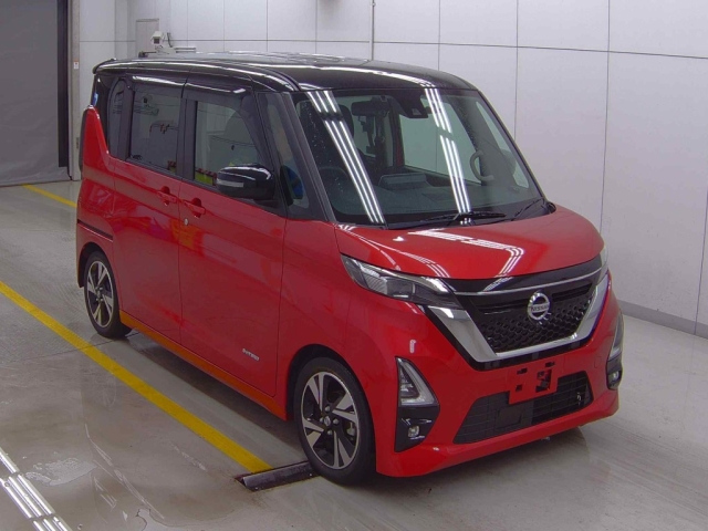 NISSAN ROOX 2020