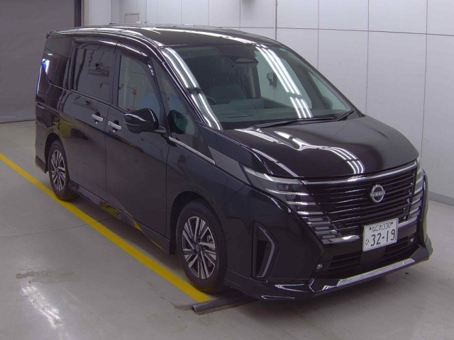 NISSAN SERENA 2023