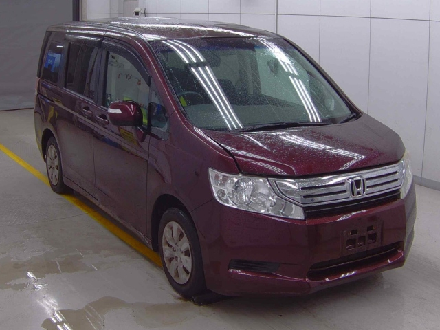 HONDA STEP WAGON 2010