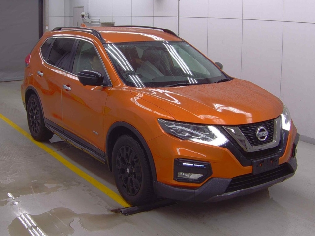 NISSAN X-TRAIL