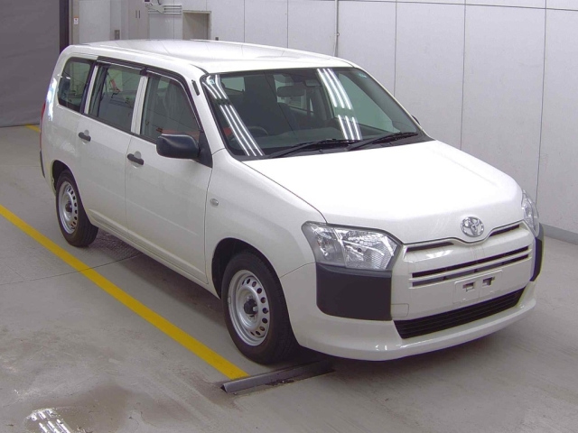 TOYOTA PROBOX 2019