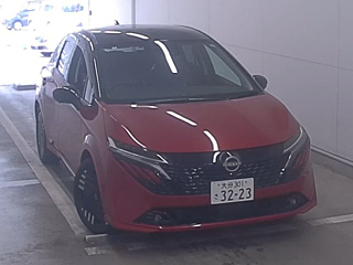 nissan aura