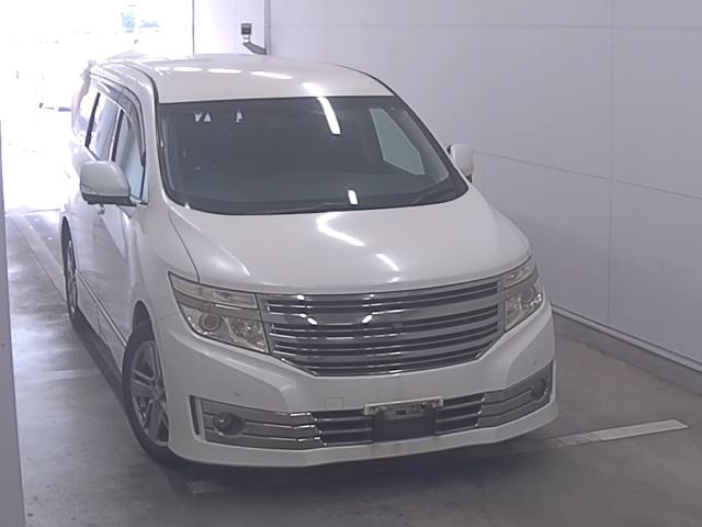 NISSAN ELGRAND 2012