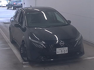 nissan aura