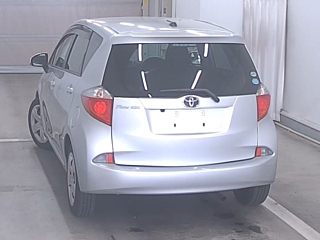 TOYOTA RACTIS 2010