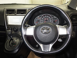 TOYOTA RACTIS 2010