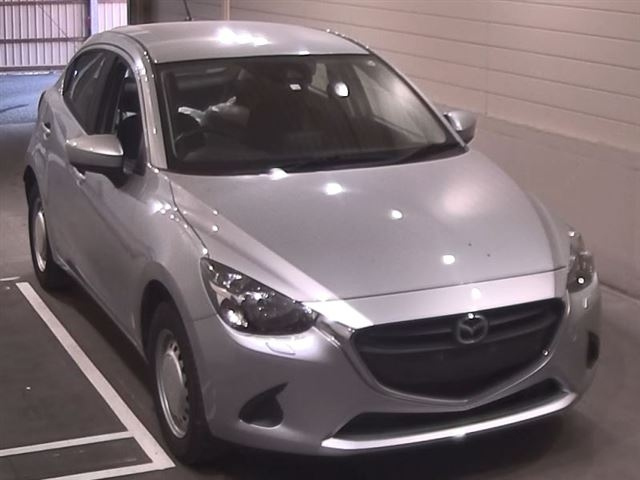 MAZDA DEMIO 2018