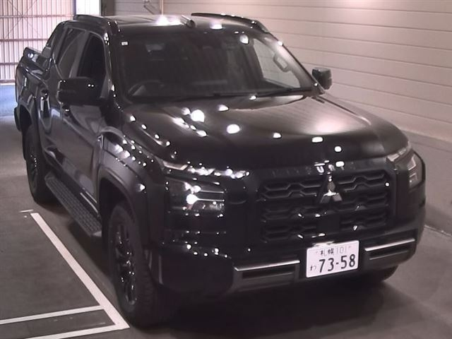 MITSUBISHI TRITON