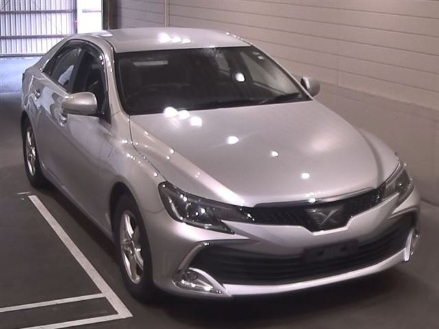 TOYOTA MARK X 2018