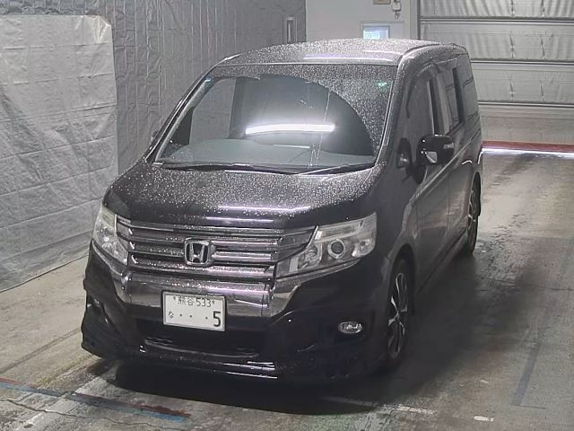 HONDA STEP WAGON 2013