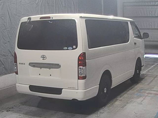TOYOTA HIACE VAN 2015