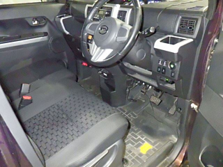 DAIHATSU WAKE 2015