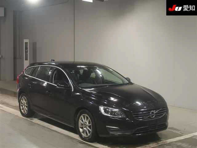 VOLVO V60 2016