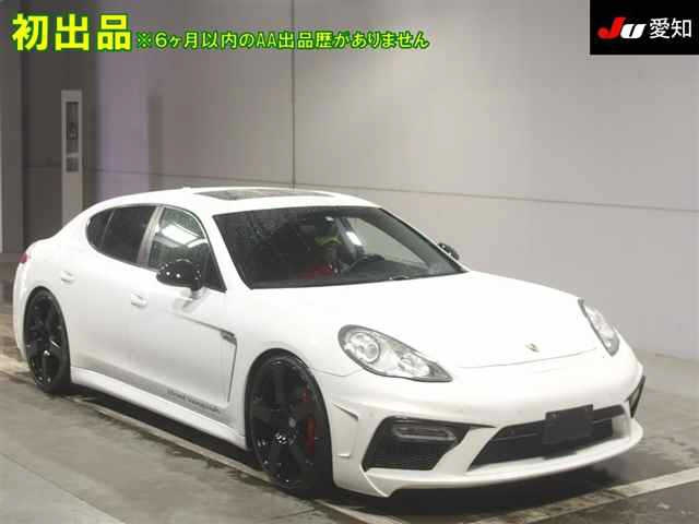 PORSCHE PANAMERA 2012