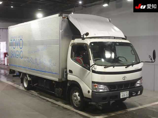 TOYOTA DYNA 2006