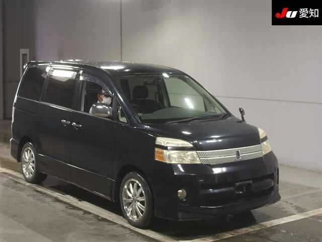 TOYOTA VOXY 2006