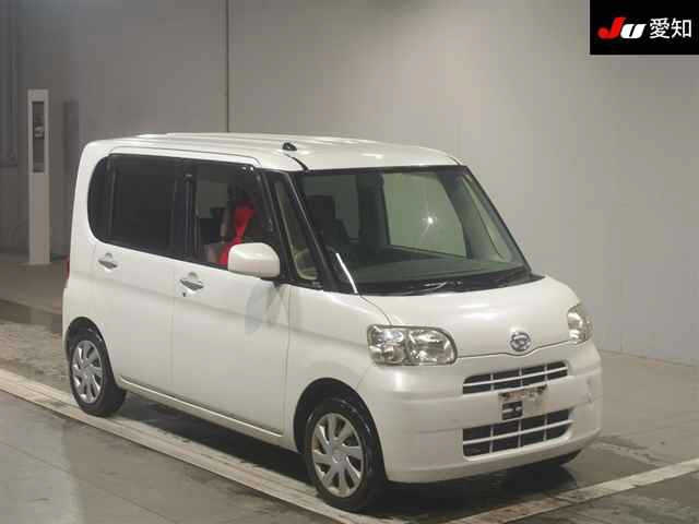 DAIHATSU TANTO 2012