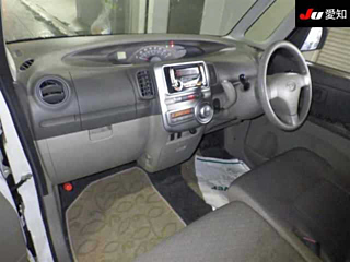 DAIHATSU TANTO 2012
