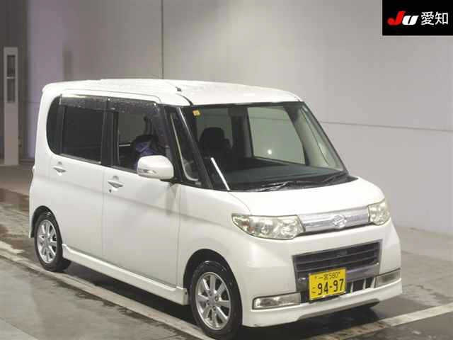 DAIHATSU TANTO 2008