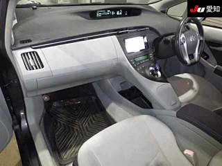 TOYOTA PRIUS 2011