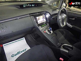 TOYOTA PRIUS 2013