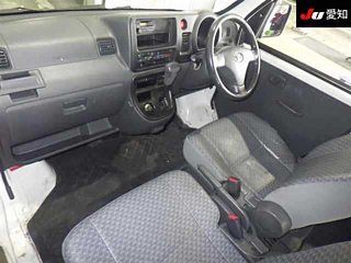 DAIHATSU HIJET VAN 2011