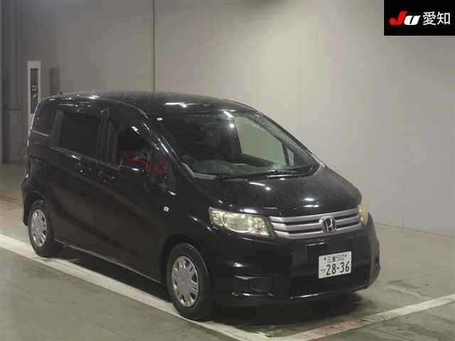 HONDA FREED 2011