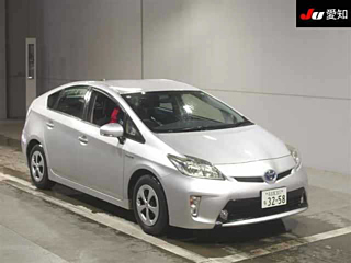 TOYOTA PRIUS 2015