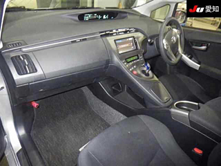 TOYOTA PRIUS 2015