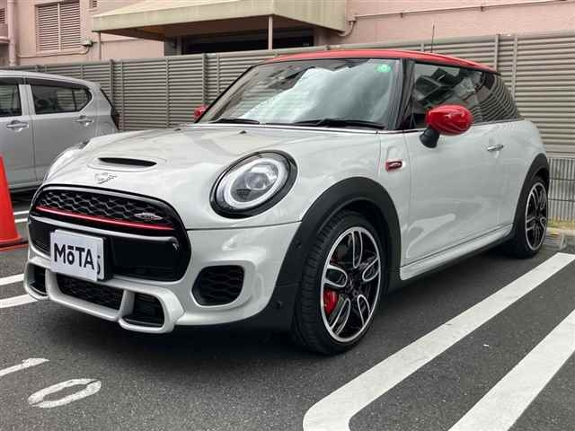 BMW MINI 2020
