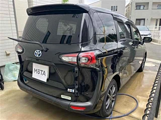 TOYOTA SIENTA 2019