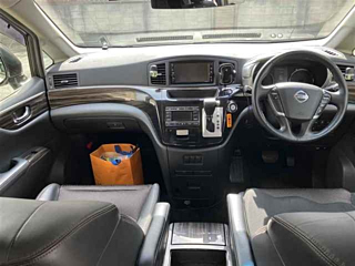 NISSAN ELGRAND 2019