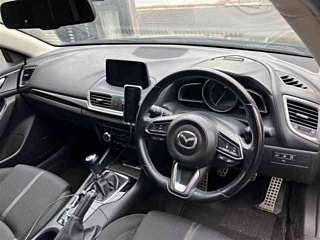 MAZDA AXELA 2016