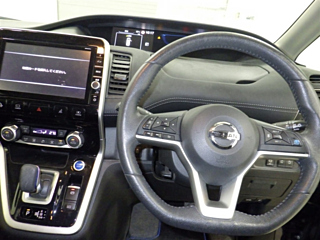 NISSAN SERENA 2019