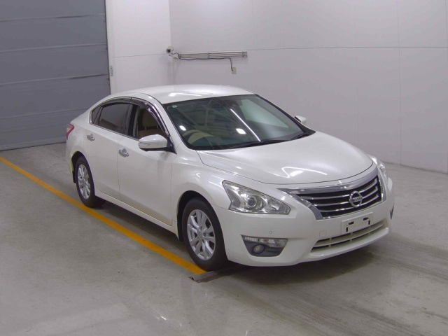 NISSAN TEANA 2017