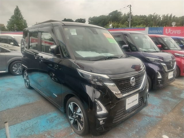 NISSAN ROOX 2020