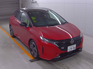 nissan aura