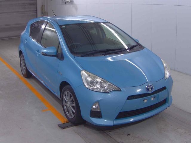 TOYOTA AQUA 2014
