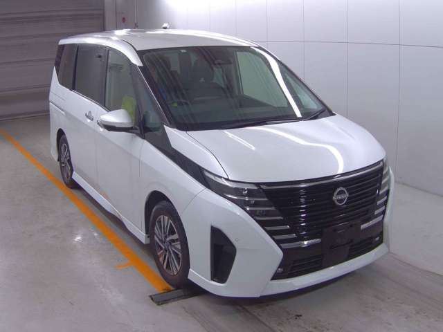 NISSAN SERENA 2023