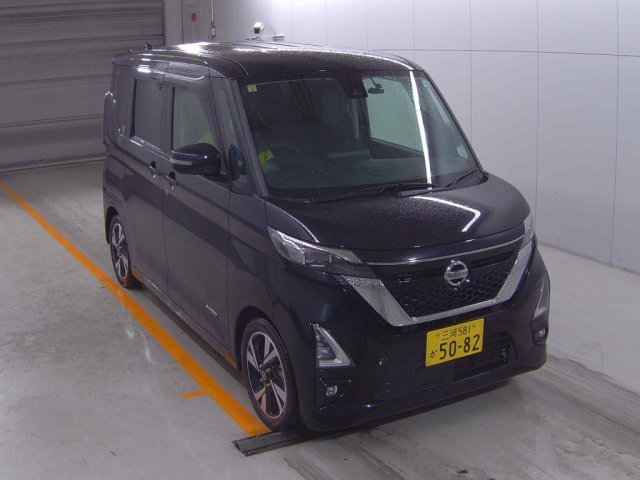 NISSAN ROOX 2020