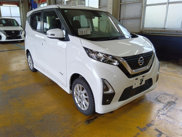 NISSAN DAYZ 2022