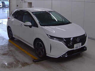 nissan aura